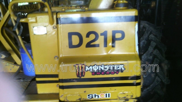 รถแทรคเตอร์ ตีนตะขาบ ยี่ห้อ KOMATSU D2 รุ่น 5 มี2คัน รถแทรคเตอร์ ตีนตะขาบ ยี่ห้อ KOMATSU D2 รุ่น 5 มี2คัน