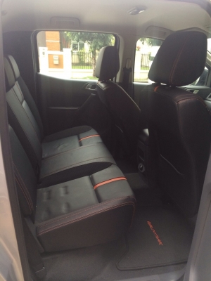 FORD RANGER 3.2 ขับ 4 ออโต้ ท๊อปสุด FORD RANGER 3.2 ขับ 4 ออโต้ ท๊อปสุด