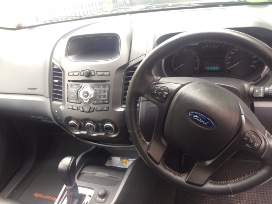 FORD RANGER 3.2 ขับ 4 ออโต้ ท๊อปสุด FORD RANGER 3.2 ขับ 4 ออโต้ ท๊อปสุด