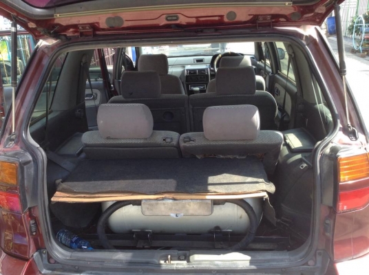 ขายครับ mitsubishi. Spacwagon. ตัวแรก ปี 93 ออโต้ แกส เครื่องดี แอรหนาว ช่วงล่างได้ วิ่งไกล สบาย ประหยัดสุดๆ 7ที่นั่งเบาะพับได้ ไฟฟ้าครบๆ แม๊ก4 ล้อ สีดี ภายในสวย. พร้อมใช้ ราคาแสนถูก แค่ 89000 085-359-4089 กอล์ฟครับ ดูรถ สายไหม วงศกร