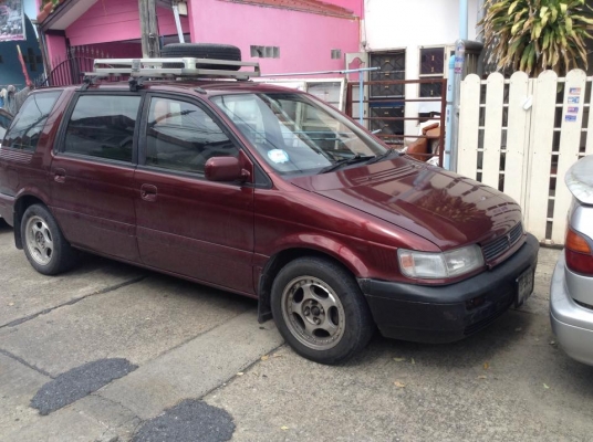 ขายครับ mitsubishi. Spacwagon. ตัวแรก ปี 93 ออโต้ แกส เครื่องดี แอรหนาว ช่วงล่างได้ วิ่งไกล สบาย ประหยัดสุดๆ 7ที่นั่งเบาะพับได้ ไฟฟ้าครบๆ แม๊ก4 ล้อ สีดี ภายในสวย. พร้อมใช้ ราคาแสนถูก แค่ 89000 085-359-4089 กอล์ฟครับ ดูรถ สายไหม วงศกร