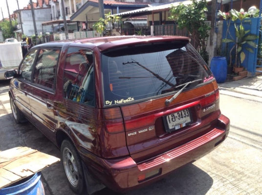 ขายครับ mitsubishi. Spacwagon. ตัวแรก ปี 93 ออโต้ แกส เครื่องดี แอรหนาว ช่วงล่างได้ วิ่งไกล สบาย ประหยัดสุดๆ 7ที่นั่งเบาะพับได้ ไฟฟ้าครบๆ แม๊ก4 ล้อ สีดี ภายในสวย. พร้อมใช้ ราคาแสนถูก แค่ 89000 085-359-4089 กอล์ฟครับ ดูรถ สายไหม วงศกร