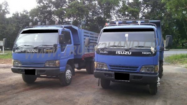 รถบรรทุก 6 ล้อดัมพ์ ISUZU NQR ปีจดทะเบียน 2548 รถบรรทุก 6 ล้อดัมพ์ ISUZU NQR ปีจดทะเบียน 2548