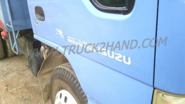 รถบรรทุก 6 ล้อดัมพ์ ISUZU NQR ปีจดทะเบียน 2548 รถบรรทุก 6 ล้อดัมพ์ ISUZU NQR ปีจดทะเบียน 2548