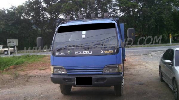 รถบรรทุก 6 ล้อดัมพ์ ISUZU NQR ปีจดทะเบียน 2548 รถบรรทุก 6 ล้อดัมพ์ ISUZU NQR ปีจดทะเบียน 2548