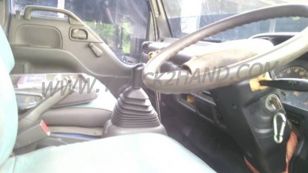 รถบรรทุก 6 ล้อดัมพ์ ISUZU NQR ปีจดทะเบียน 2548 รถบรรทุก 6 ล้อดัมพ์ ISUZU NQR ปีจดทะเบียน 2548