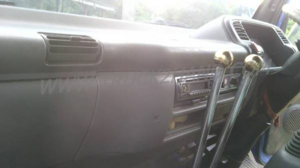 รถบรรทุก 6 ล้อดัมพ์ ISUZU NQR ปีจดทะเบียน 2548 รถบรรทุก 6 ล้อดัมพ์ ISUZU NQR ปีจดทะเบียน 2548