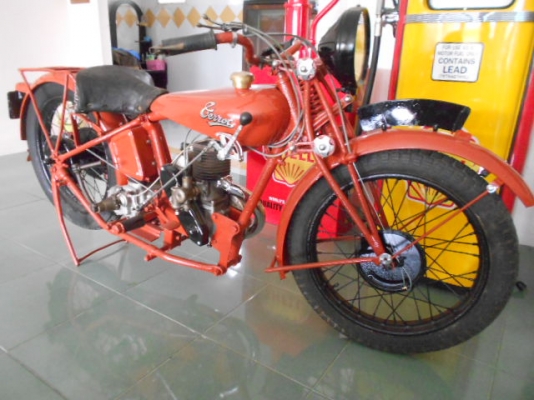 ขายสองคัน Heinkel tourist สกู๊ตเตอร์กับ Terrot ขายสองคัน Heinkel tourist สกู๊ตเตอร์กับ Terrot