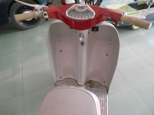 ขายสองคัน Heinkel tourist สกู๊ตเตอร์กับ Terrot ขายสองคัน Heinkel tourist สกู๊ตเตอร์กับ Terrot