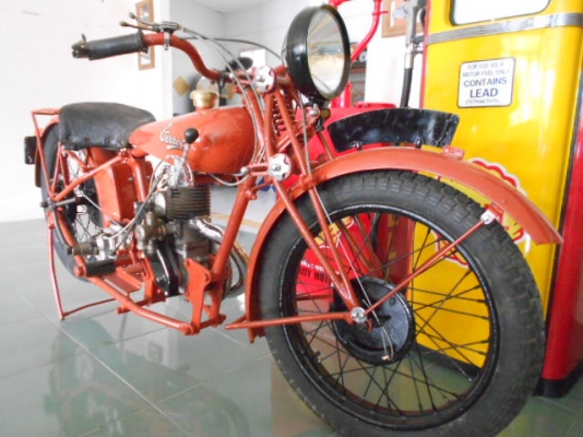 ขายสองคัน Heinkel tourist สกู๊ตเตอร์กับ Terrot ขายสองคัน Heinkel tourist สกู๊ตเตอร์กับ Terrot