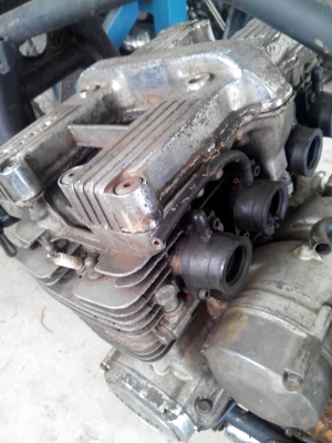 ขายเครื่อง yamaha xj 400 cc แยกฝาสูบ ฝาวาล์ว ราคาคุยกันครับ ขายเครื่อง yamaha xj 400 cc แยกฝาสูบ ฝาวาล์ว ราคาคุยกันครับ