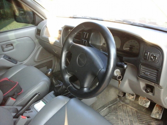 ขายอีซูซุ สภาพสวยสนใจโทร0831477694 คุณภิรมย์ ขายอีซูซุ สภาพสวยสนใจโทร0831477694 คุณภิรมย์