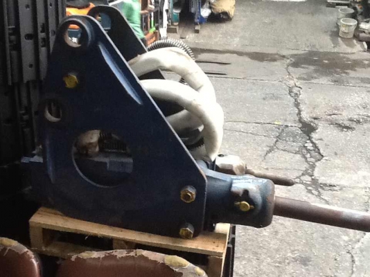 SALE__หัวกระแทก หัวเจาะ สำหรับรถแทคเตอร์ ขนาด 2,3,4,5 ตัน สภาพดี SALE__หัวกระแทก หัวเจาะ สำหรับรถแทคเตอร์ ขนาด 2,3,4,5 ตัน สภาพดี