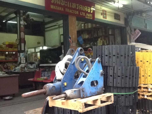 SALE__หัวกระแทก หัวเจาะ สำหรับรถแทคเตอร์ ขนาด 2,3,4,5 ตัน สภาพดี