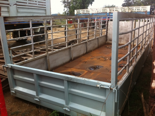 กระบะคาร์โก้ แผงเหล็ก ยกลงจาก ISUZU FRR ขนาด 0.80 X 5.80 X 2.15 เมตร กระบะคาร์โก้ แผงเหล็ก ยกลงจาก ISUZU FRR ขนาด 0.80 X 5.80 X 2.15 เมตร