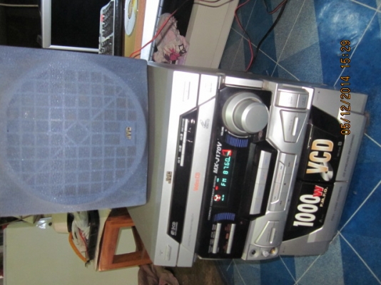 เครื่องเสียง JVC + ลำโพง 2 ข้าง สมบูรณ์ครับผม