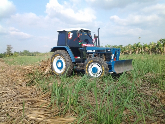 ขายรถไถFord7740-2เพลา