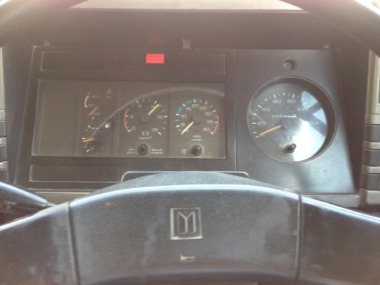 อีซุซุ ร๊อก240