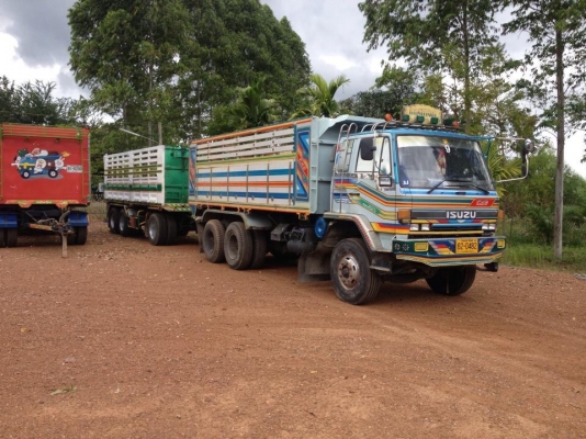 อีซุซุ ร๊อก240