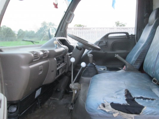 ISUZU-NKR.6ล้อ.ดั้ม.เครื่อง120ฝาขาวสภาพสวยมากพร้อมใช้..