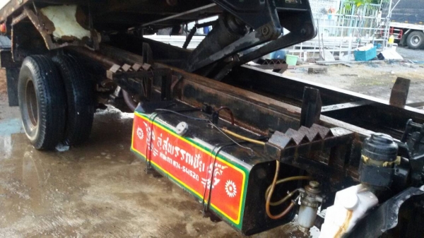 ISUZU-NKR.6ล้อ.ดั้ม.เครื่อง120ฝาขาวสภาพสวยมากพร้อมใช้..