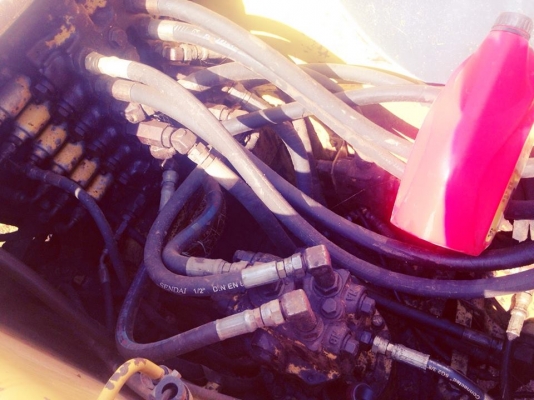 ***ขายแล้วครับขอบคุณ Truck2hand ขายแบคโฮ KOMATSU PC120-6 Japan Original S.No.46227ไฟฟ้าตัดมอเตอร์คันเร่ง เครื่องเดิม ปั้มเดิม เครื่องKOMATSU S4D95L-85HP 4สูบ เครื่องดี แรงดี แน่น ปั้มดี แรง ทำงานดี เร็ว บูมอาร์มสวยไม่ปะไม่ดาม บุ้งกี๋ดียังหนา เอวดีแน่นดี ไ