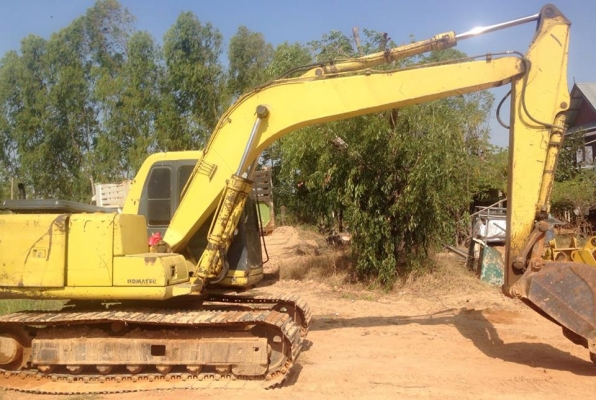 ***ขายแล้วครับขอบคุณ Truck2hand ขายแบคโฮ KOMATSU PC120-6 Japan Original S.No.46227ไฟฟ้าตัดมอเตอร์คันเร่ง เครื่องเดิม ปั้มเดิม เครื่องKOMATSU S4D95L-85HP 4สูบ เครื่องดี แรงดี แน่น ปั้มดี แรง ทำงานดี เร็ว บูมอาร์มสวยไม่ปะไม่ดาม บุ้งกี๋ดียังหนา เอวดีแน่นดี ไ