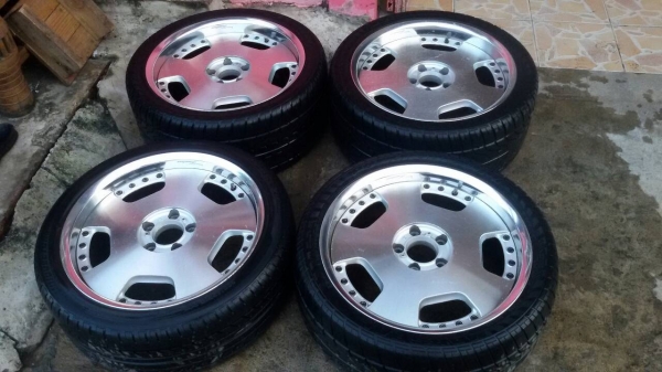 ล้อvip แท้ 2 ชิ้น ขอบ 18 หน้า 8 หลัง 9 /  5รู114
