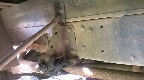 ขายรถ 6 ล้อตู้แห้ง 10 บาน จดทะเบียนปี 49 คัสซีสวยจัดตลอดเส้น เครื่อง 4BE1 110 แรงม้า แอร์เย็น พาวเวอร์ครบ ทะเบียนเต็มพร้อมโอน