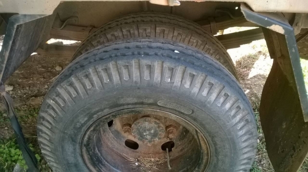 ขายรถ 6 ล้อตู้แห้ง 10 บาน จดทะเบียนปี 49 คัสซีสวยจัดตลอดเส้น เครื่อง 4BE1 110 แรงม้า แอร์เย็น พาวเวอร์ครบ ทะเบียนเต็มพร้อมโอน