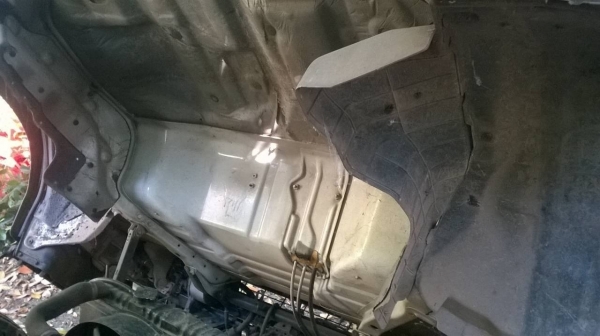 ขายรถ 6 ล้อตู้แห้ง 10 บาน จดทะเบียนปี 49 คัสซีสวยจัดตลอดเส้น เครื่อง 4BE1 110 แรงม้า แอร์เย็น พาวเวอร์ครบ ทะเบียนเต็มพร้อมโอน