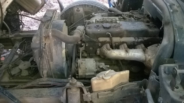 ขายรถ 6 ล้อตู้แห้ง 10 บาน จดทะเบียนปี 49 คัสซีสวยจัดตลอดเส้น เครื่อง 4BE1 110 แรงม้า แอร์เย็น พาวเวอร์ครบ ทะเบียนเต็มพร้อมโอน