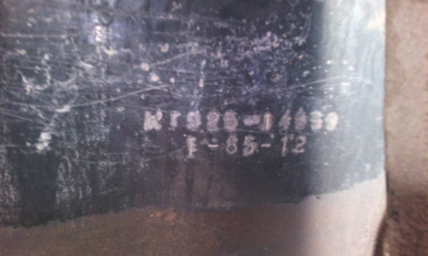 ขายด่วนรถสิบล้อKT925รถบรรทุกนํ้ามันบรรจุ16000ลิตรเพลา1