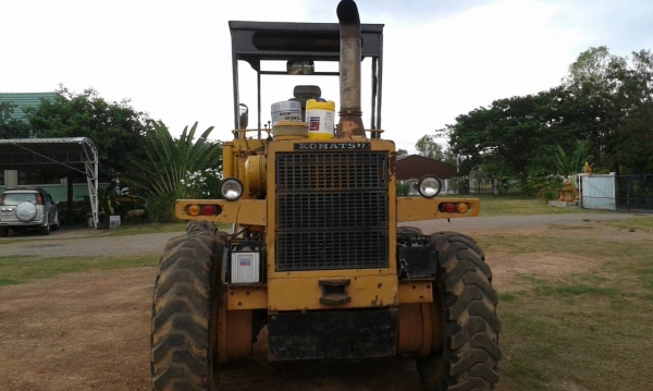 ขายรถเกรด KOMATSU เอวอ่อน