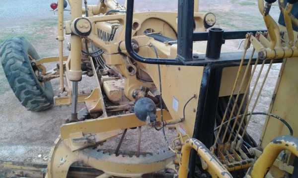 ขายรถเกรด KOMATSU เอวอ่อน