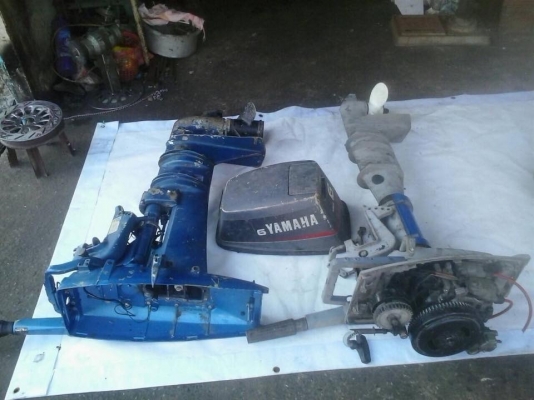 ขายเครื่องเกาะท้าย ซูซูกิ9.9-ขายเครื่องยามาฮ่า 8แรง ทั้งสองตัวขายเป็นอะไหล่