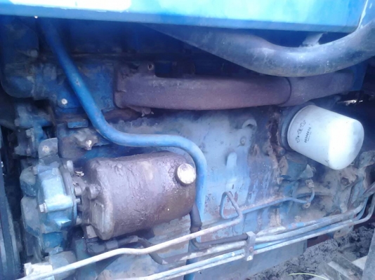 ขายด่วนครับ รถไถ FORD ขายถูกครับ ตามสภาพ เลยครับ เก็บงานนิดหน่อยสวยเลยครับ