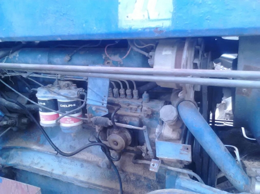 ขายด่วนครับ รถไถ FORD ขายถูกครับ ตามสภาพ เลยครับ เก็บงานนิดหน่อยสวยเลยครับ