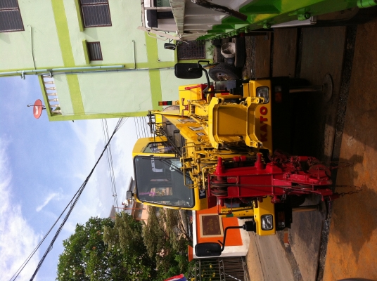 ขายให้เช่าเครน 20,25,30,50 ตัน รายวันเดือน 086-354-3233 ขายให้เช่าเครน 20,25,30,50 ตัน รายวันเดือน 086-354-3233