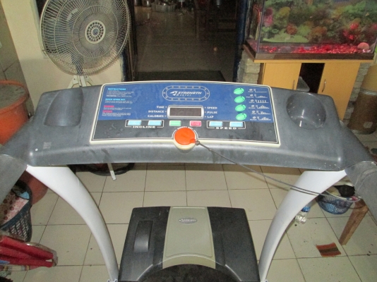 หลู่วิ่งออกกำลังกาย  ใช้ได้ทุกระบบ  ขอขายที่ 8700บาท