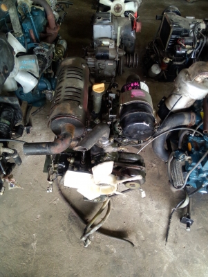 ขายเครื่องแบ็คโฮยี่ห้อยันม่าร์รุ่น 3t72 พร้อมปั้มไฮดรอลิค 2 ตอน 1 ตัว และ 1ตอน 1 ตัวสภาพสวยมากๆ