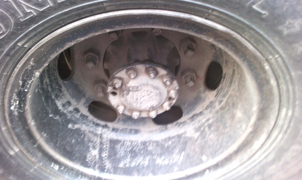 ขายด่วนรถสิบล้อKT925รถบรรทุกนํ้าบรรจุ16000ลืตรสภาพพร้อมใช้