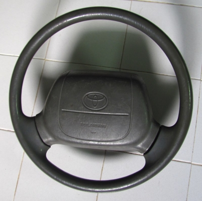 พวงโตโยต้า ใส่รถโตโยต้าได้หลายรุ่น ไม่มีรอยตำหนิ สวยๆ ขาย 1,000 บาท พร้อมส่ง