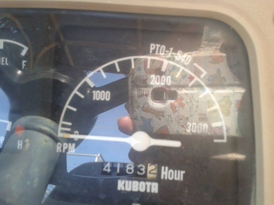 ขายรถไถKUBOTA L2002DT-M 3สูบ 4&times;4โฟร์ อุปกรณ์ โรตารี่ จอบหมุน ผานหลัง ใบดันหน้า เครื่องดี สภาพพร้อมใช้งาน สนใจโทร 090-8588220คุณนะ ID:narong498 หรือ www.truck.in.th/498 หรือ Fb:ณรงค์ ซื้อขายรถมือสอง(เว็บไซต์ส่วนตัว)