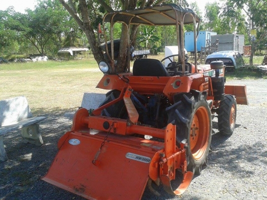 ขายรถไถKUBOTA L2002DT-M 3สูบ 4&times;4โฟร์ อุปกรณ์ โรตารี่ จอบหมุน ผานหลัง ใบดันหน้า เครื่องดี สภาพพร้อมใช้งาน สนใจโทร 090-8588220คุณนะ ID:narong498 หรือ www.truck.in.th/498 หรือ Fb:ณรงค์ ซื้อขายรถมือสอง(เว็บไซต์ส่วนตัว)
