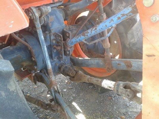 ขายรถไถKUBOTA L2002DT-M 3สูบ 4&times;4โฟร์ อุปกรณ์ โรตารี่ จอบหมุน ผานหลัง ใบดันหน้า เครื่องดี สภาพพร้อมใช้งาน สนใจโทร 090-8588220คุณนะ ID:narong498 หรือ www.truck.in.th/498 หรือ Fb:ณรงค์ ซื้อขายรถมือสอง(เว็บไซต์ส่วนตัว)