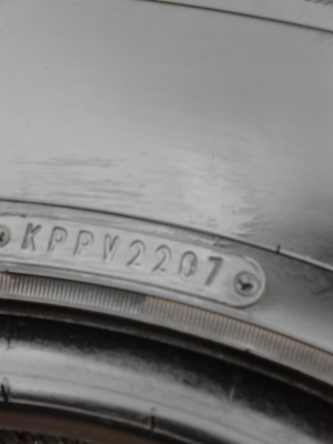 31X10.50R15 DUNLOP GRANDTREK AT3  ชุด 4 เส้น ดอกยางหนา เสมอทั้ง 4 เส้น   TEL.081-427-3941