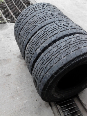31X10.50R15 DUNLOP GRANDTREK AT3  ชุด 4 เส้น ดอกยางหนา เสมอทั้ง 4 เส้น   TEL.081-427-3941