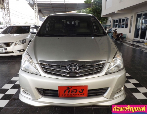 TOYOTA INNOVA 2.0V VVTi