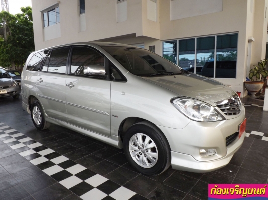 TOYOTA INNOVA 2.0V VVTi TOYOTA INNOVA 2.0V VVTi